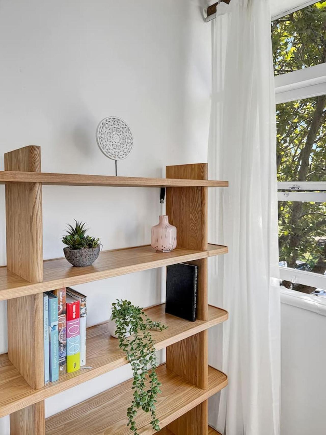 Serviced Luxury Condo, Parkside, Moments To Metro Apartment Sydney
